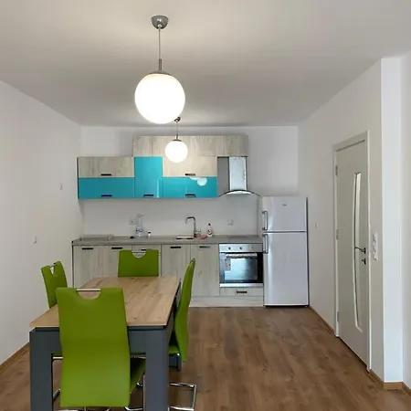 The Ideal Apartment *